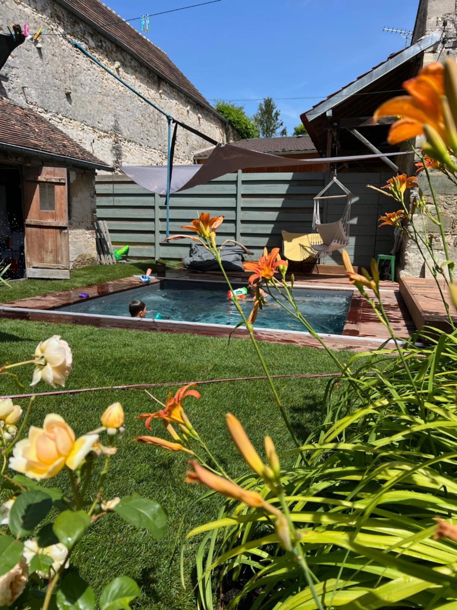 Maison de campagne à la ville Senlis  Esterno foto